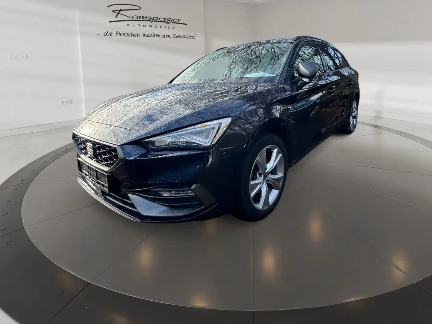 SEAT Leon Sportstourer FR 1.5 eTSI LED/assist/DAB/uvm Blau - 2