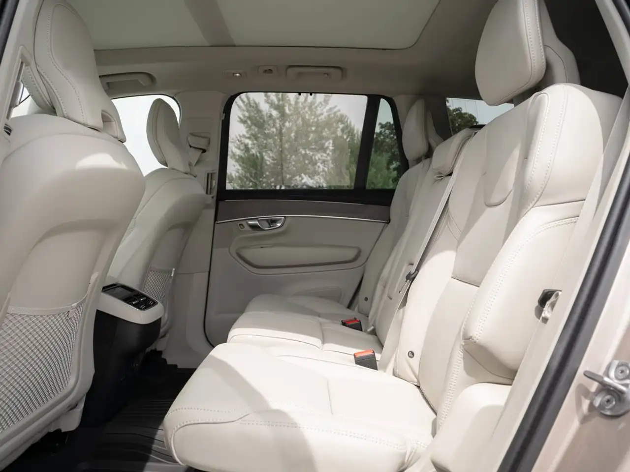 Volvo XC90 снимка Volvo XC90
