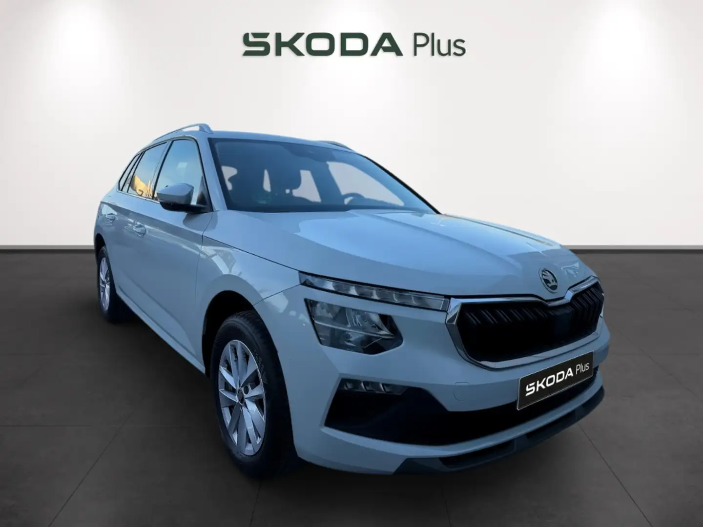 Skoda Kamiq 1.0 TSI Selection DSG7 85kW Blanco - 1