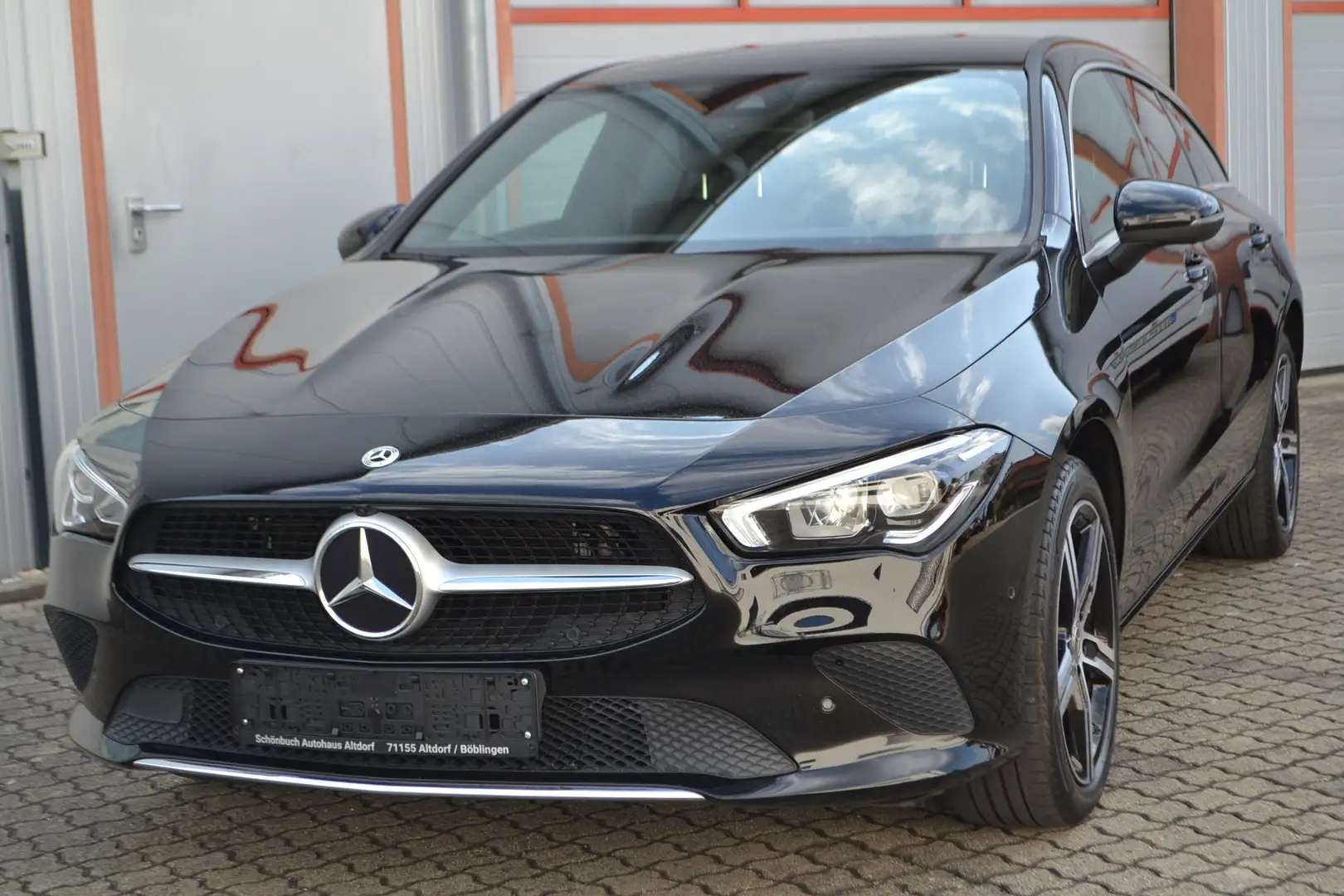 Mercedes-Benz CLA 250 CLA 250 e Shooting Brake*NAVI*KMERA*T.LEDER*TOP* Schwarz - 1