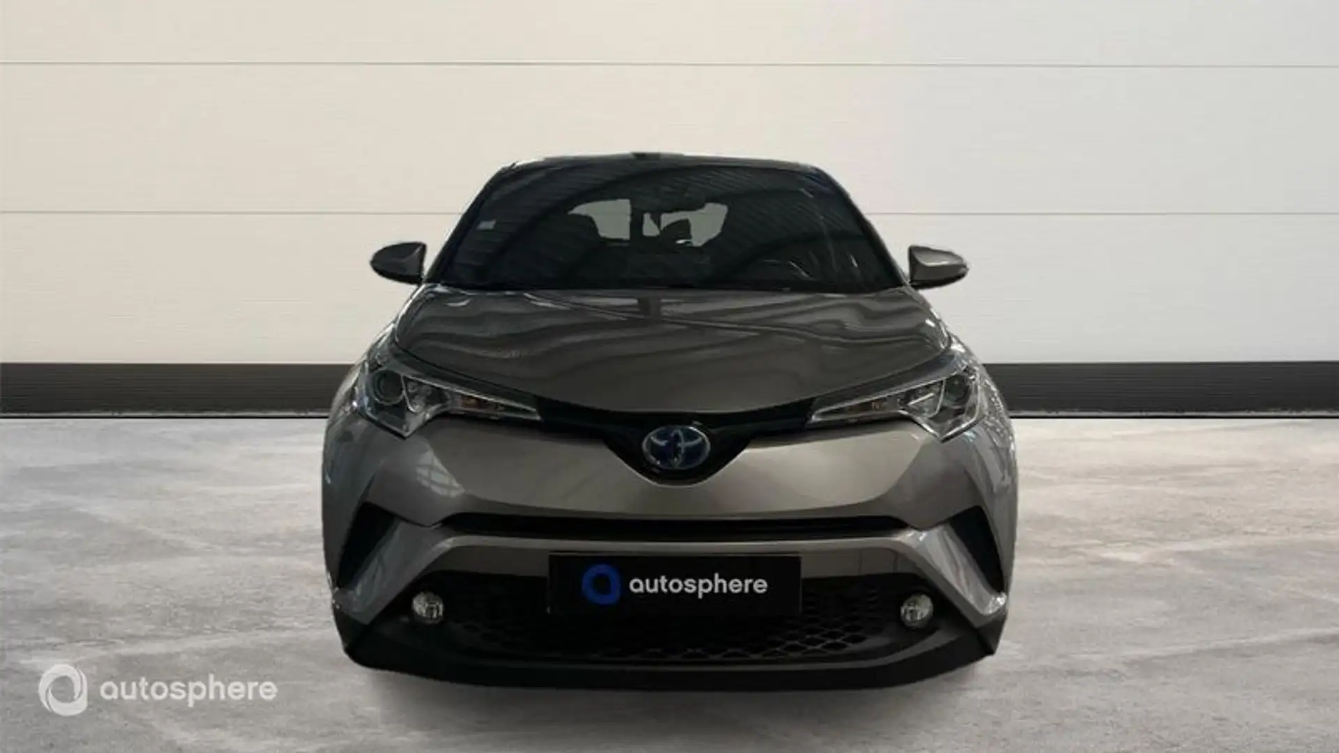 Toyota C-HR 122h Distinctive 2WD E-CVT - 2