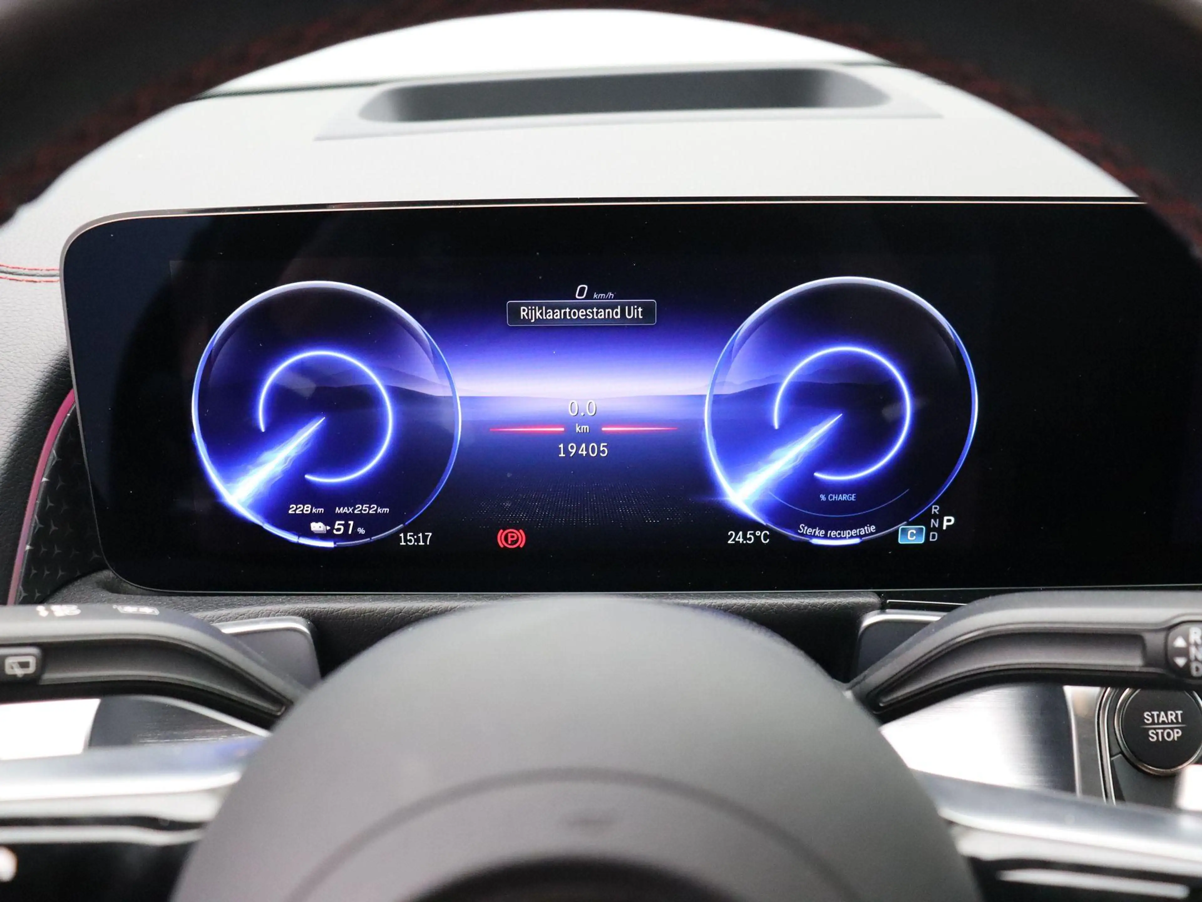 Mercedes-Benz EQB 250 250+ Star Edition + BURMESTER + HEAD UP + PANORAMI — photo 10