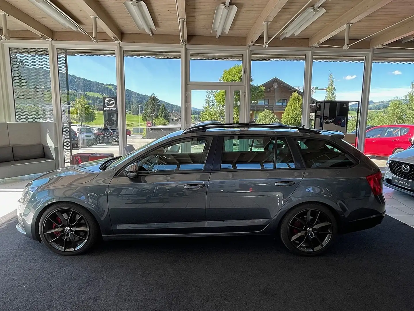 Skoda Octavia Combi RS 2,0 TDI Grau - 2