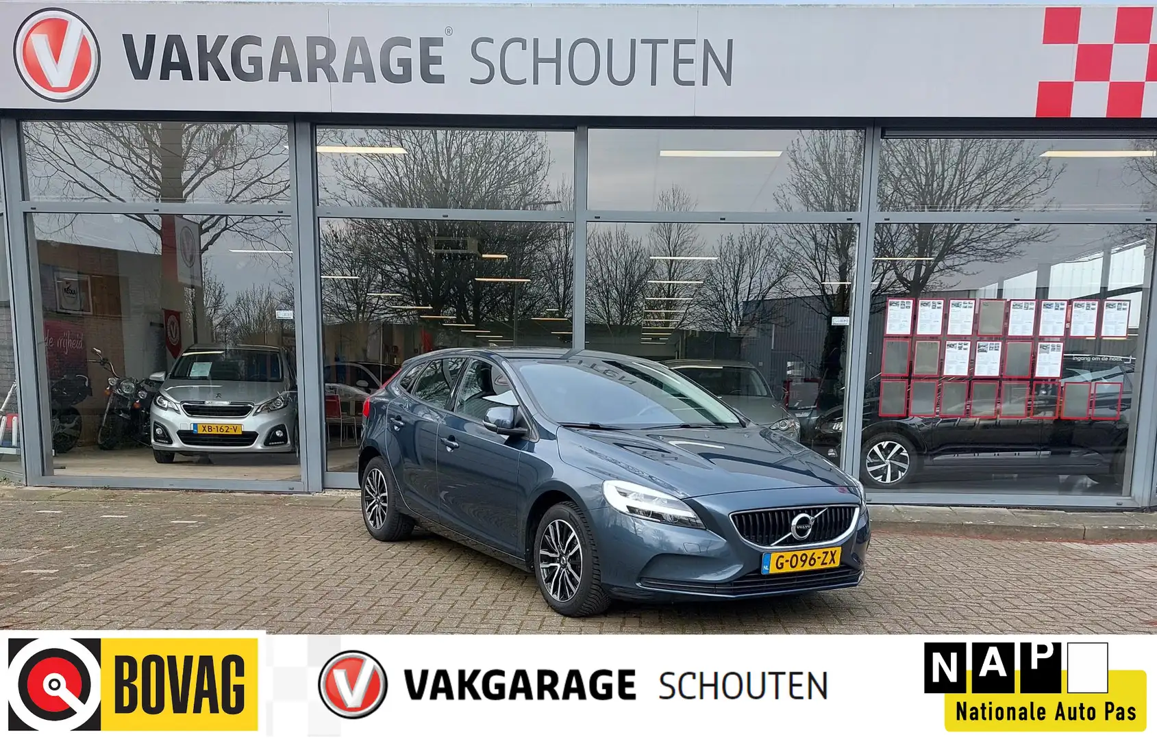 Volvo V40 1.5 T2 Polar+ Trekhaak | Navigatie Albastru - 1