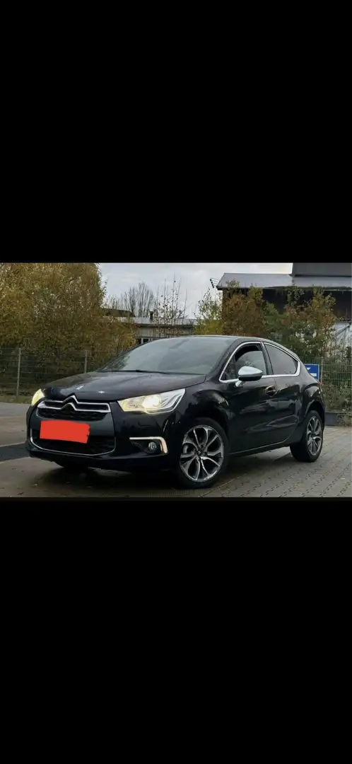 Citroen DS4 e-HDi 110 EGS6 Automatik Vollausstatung AHK Noir - 1