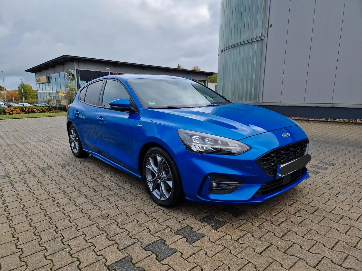Ford Focus Focus 1.0 EcoBoost ST-Line Blau - 2
