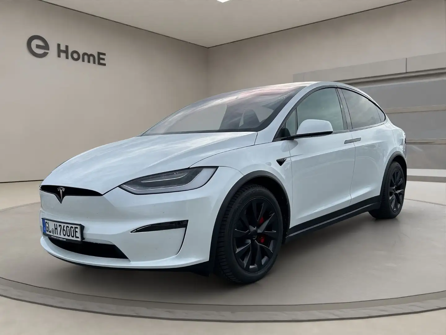 Tesla Model X Plaid Weiß - 2