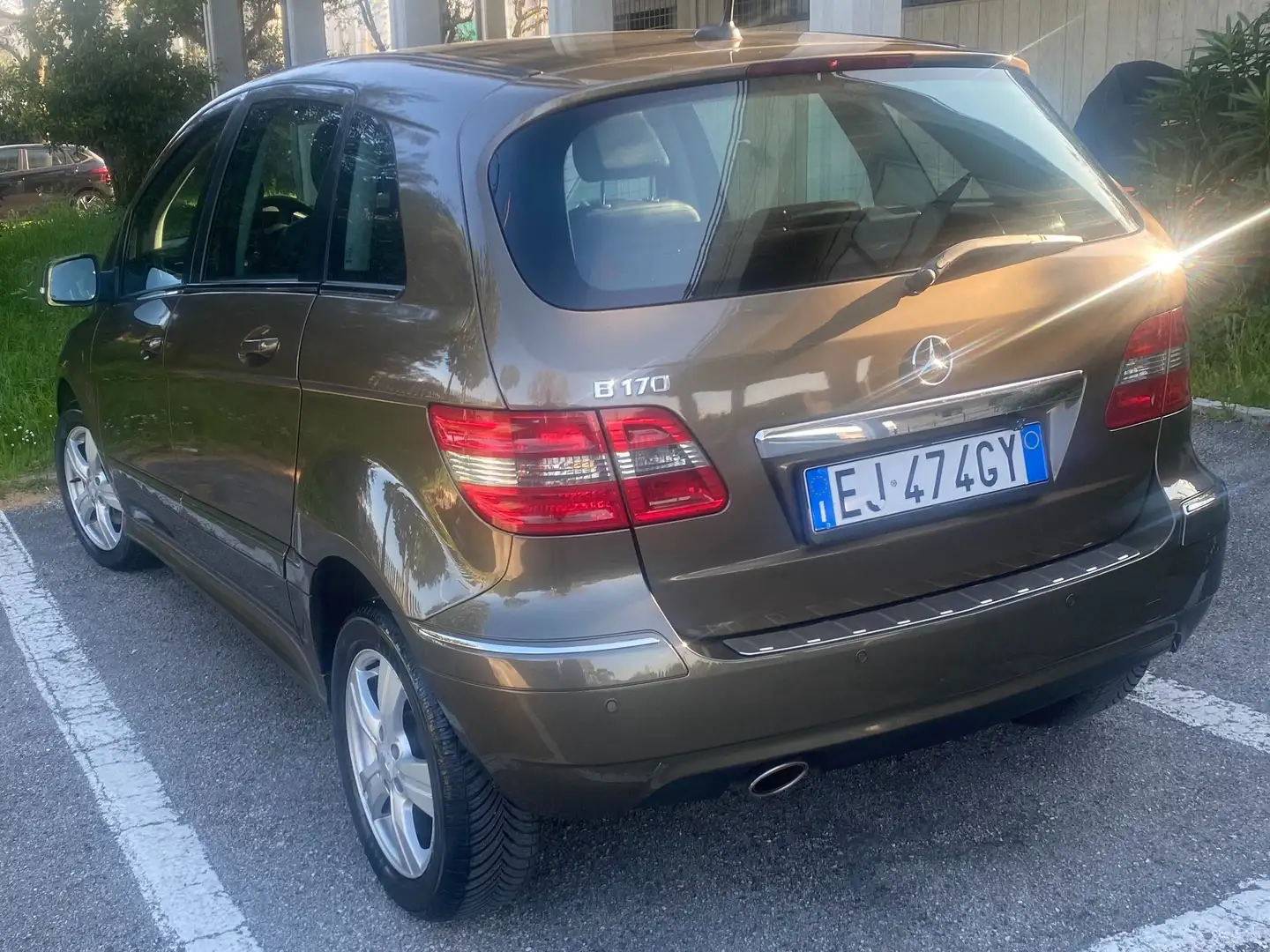 Mercedes-Benz B 180 Classe B - T245 (170) ngt be Bronze - 2