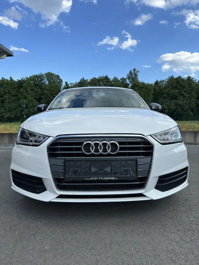 Audi A1 Sportback 1.4 TDI Weiß - 2