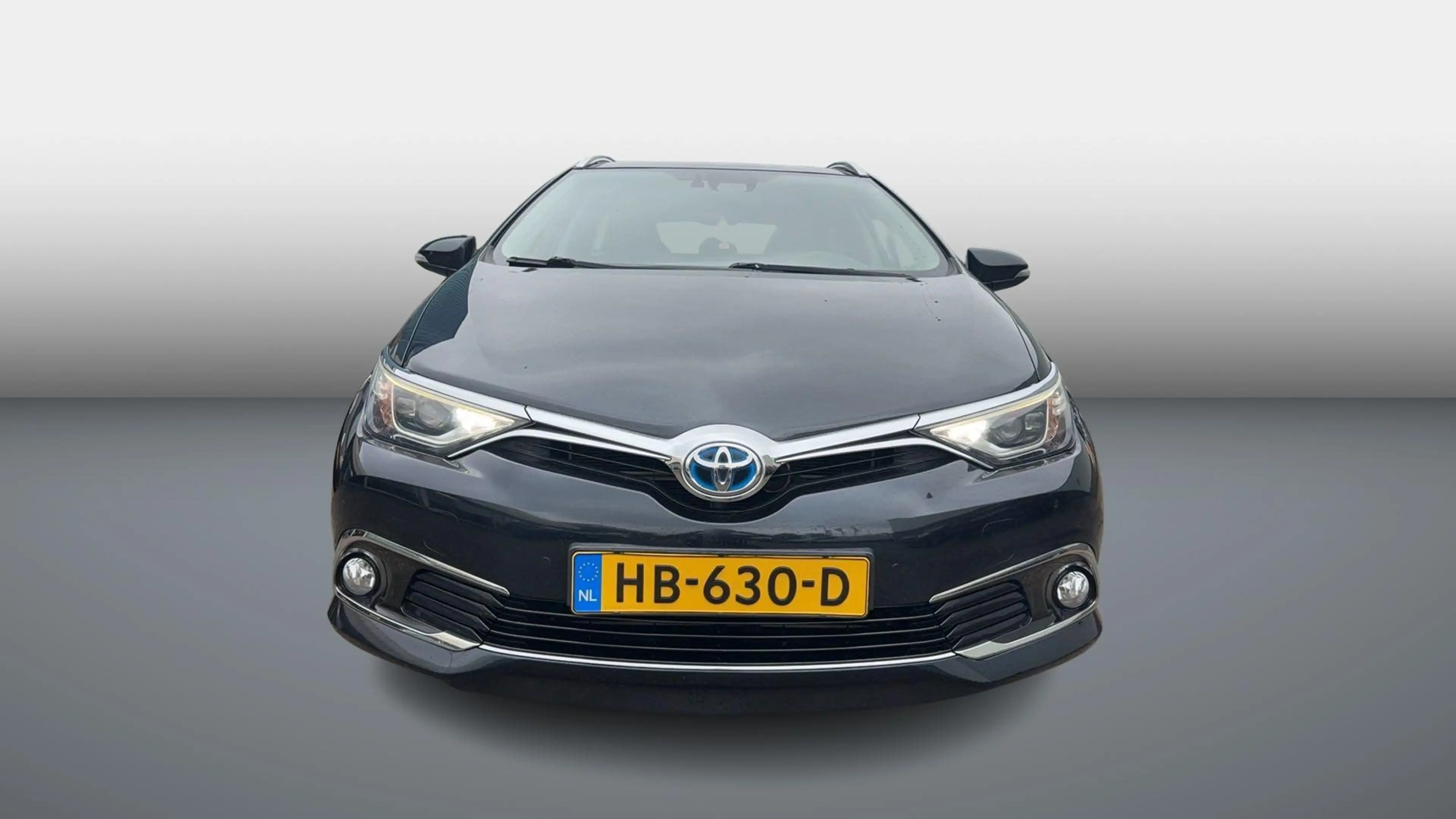 Toyota Auris Touring Sports 1.8 Hybrid Lease pro Facelift|Panor — photo 6