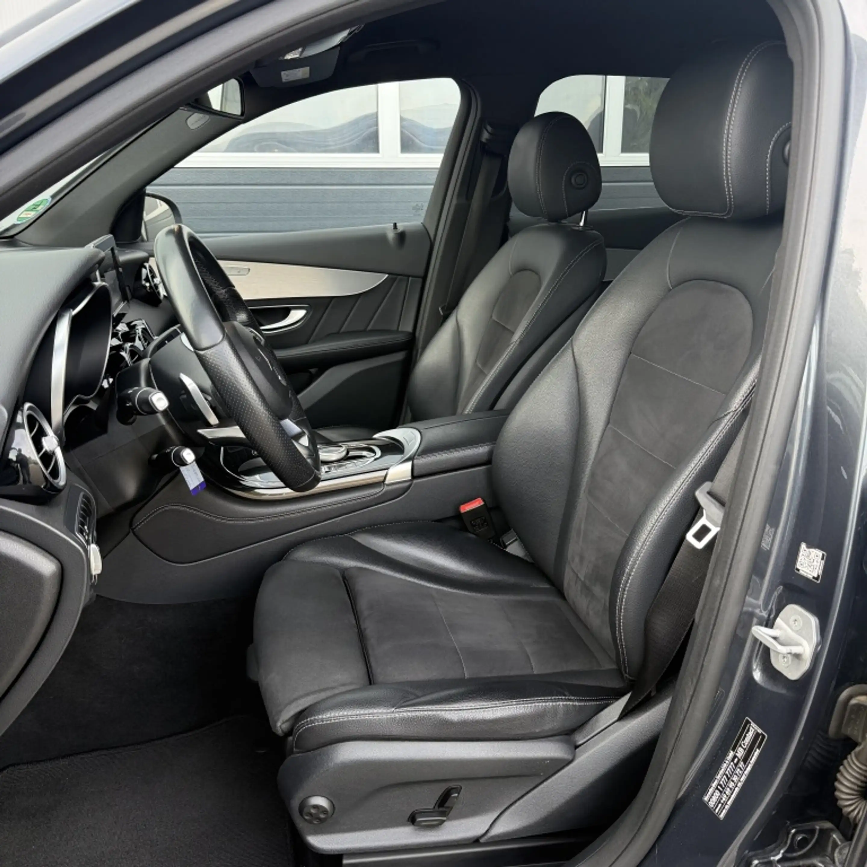 Mercedes-Benz GLC 250 *CAMERA/STOELVERWARMING/ 4MATIC — photo 5