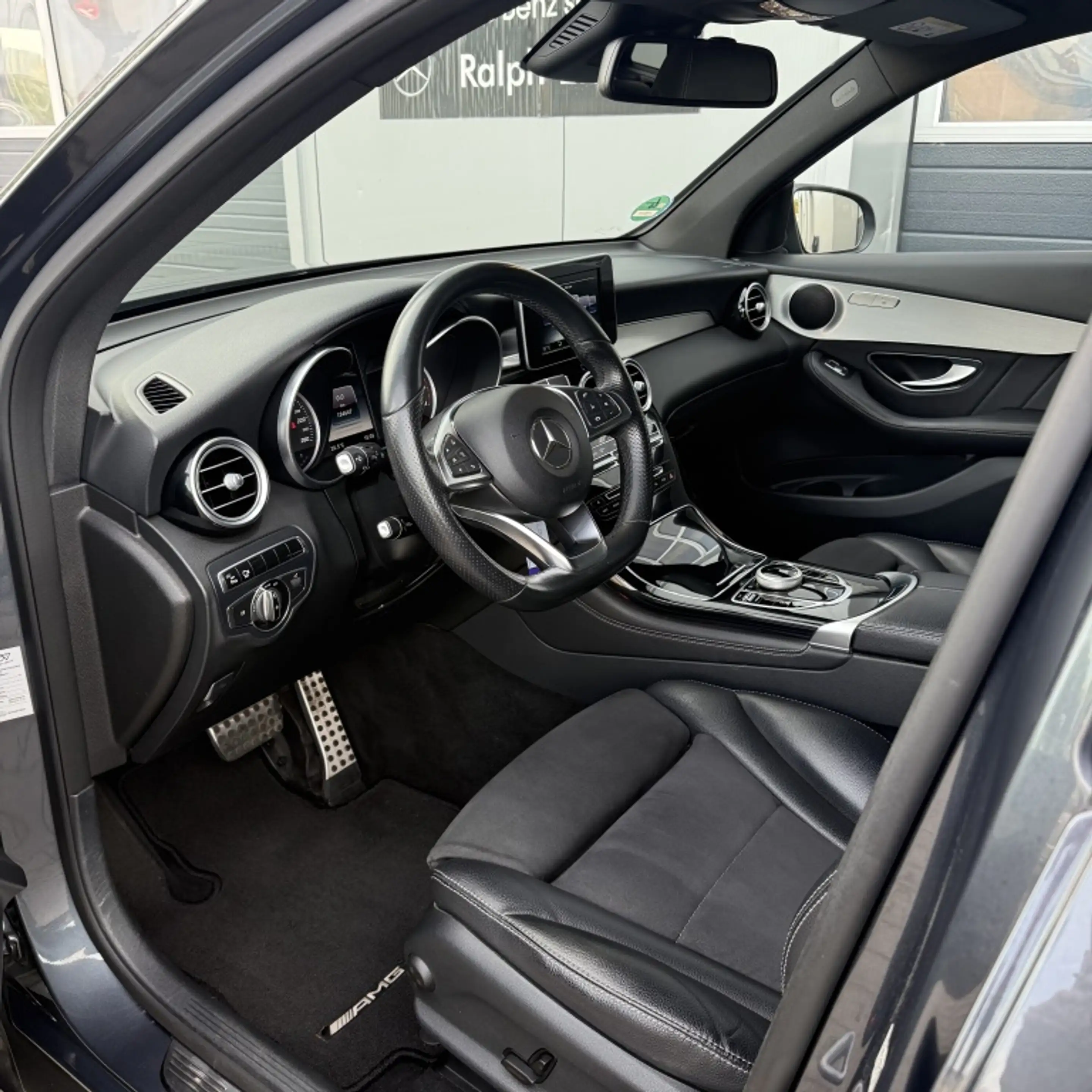 Mercedes-Benz GLC 250 *CAMERA/STOELVERWARMING/ 4MATIC — photo 6