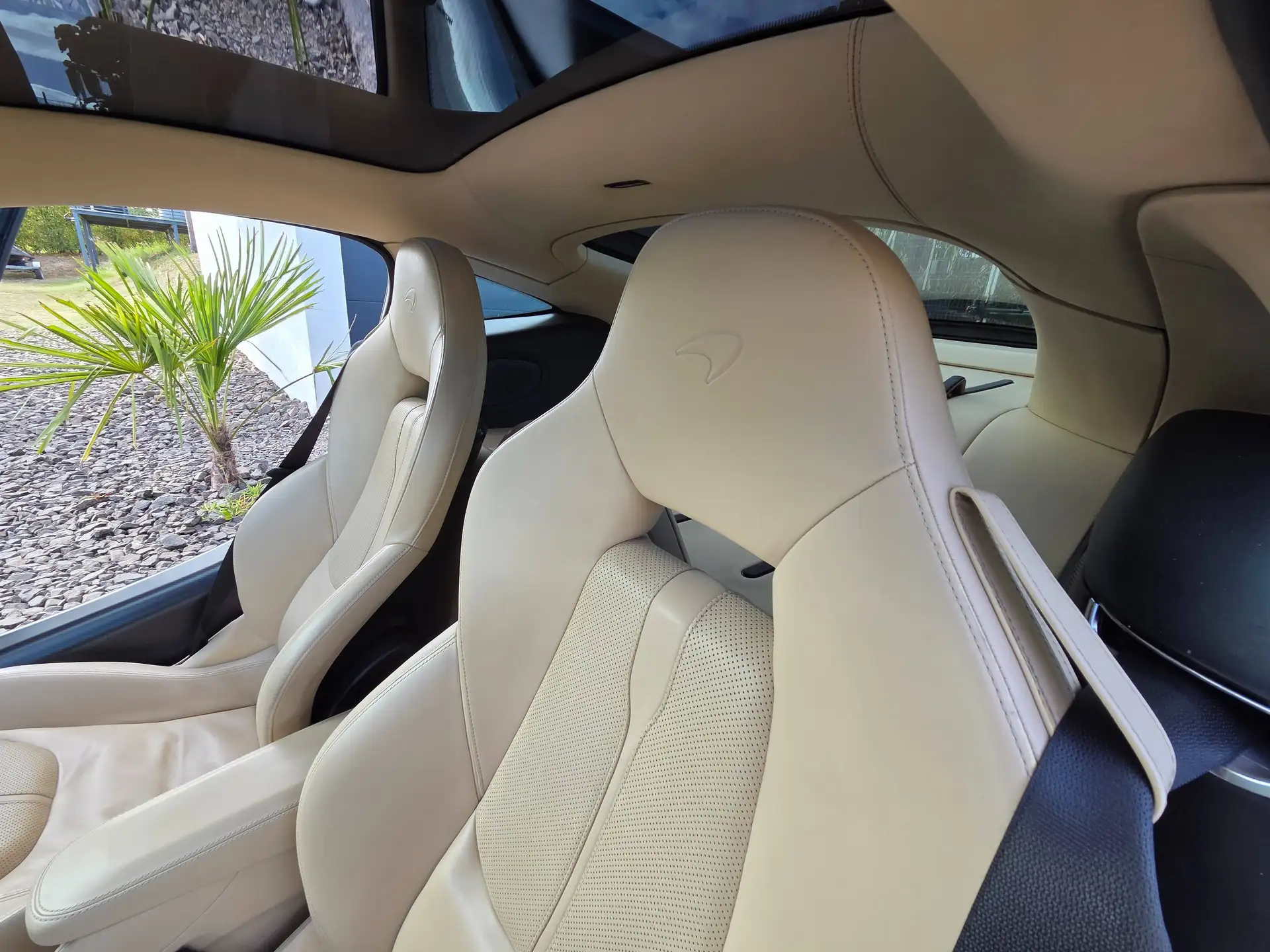 맥라렌 570GT 2017 파랑 사진 7