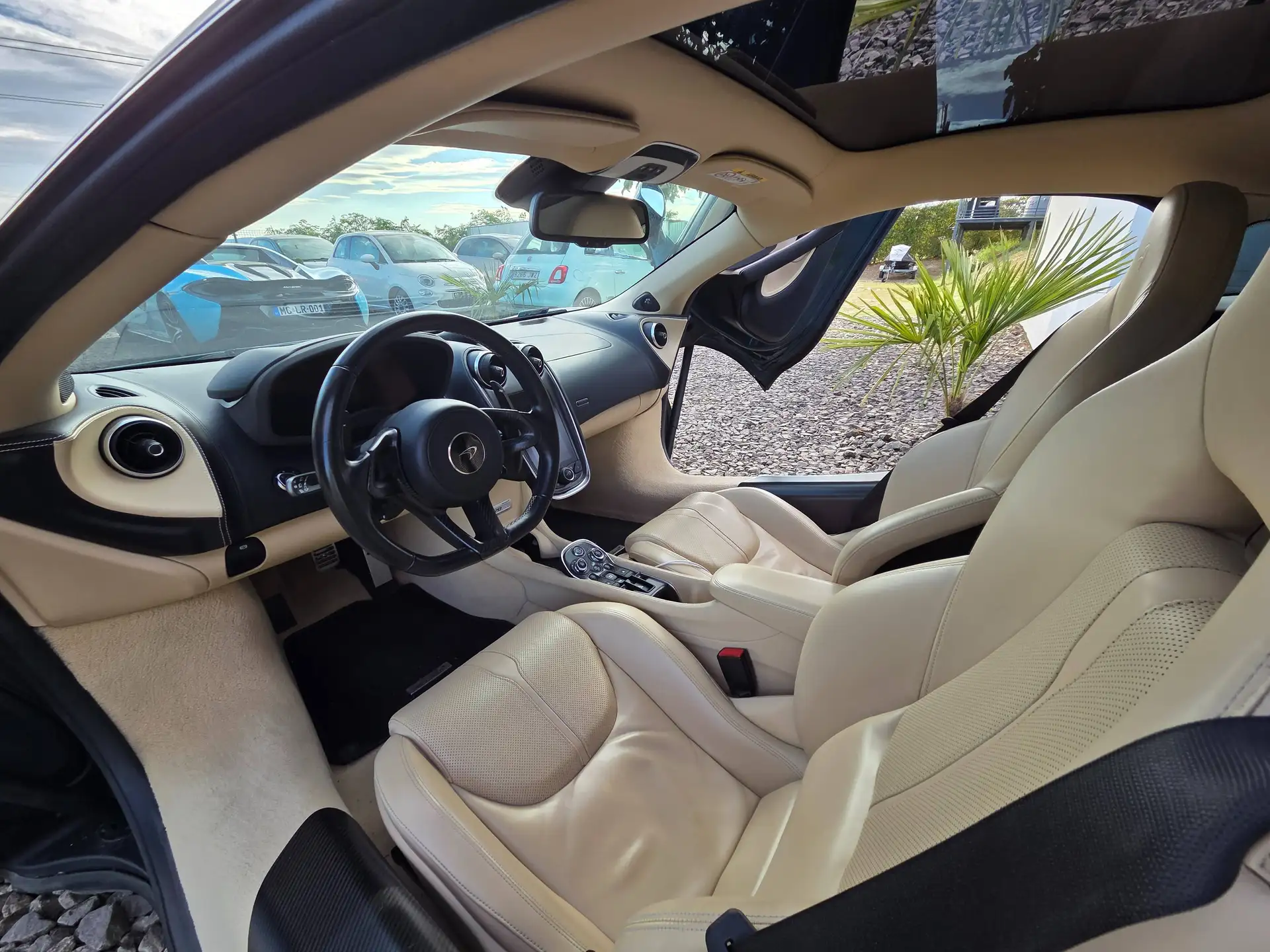 맥라렌 570GT 2017 파랑 사진 6