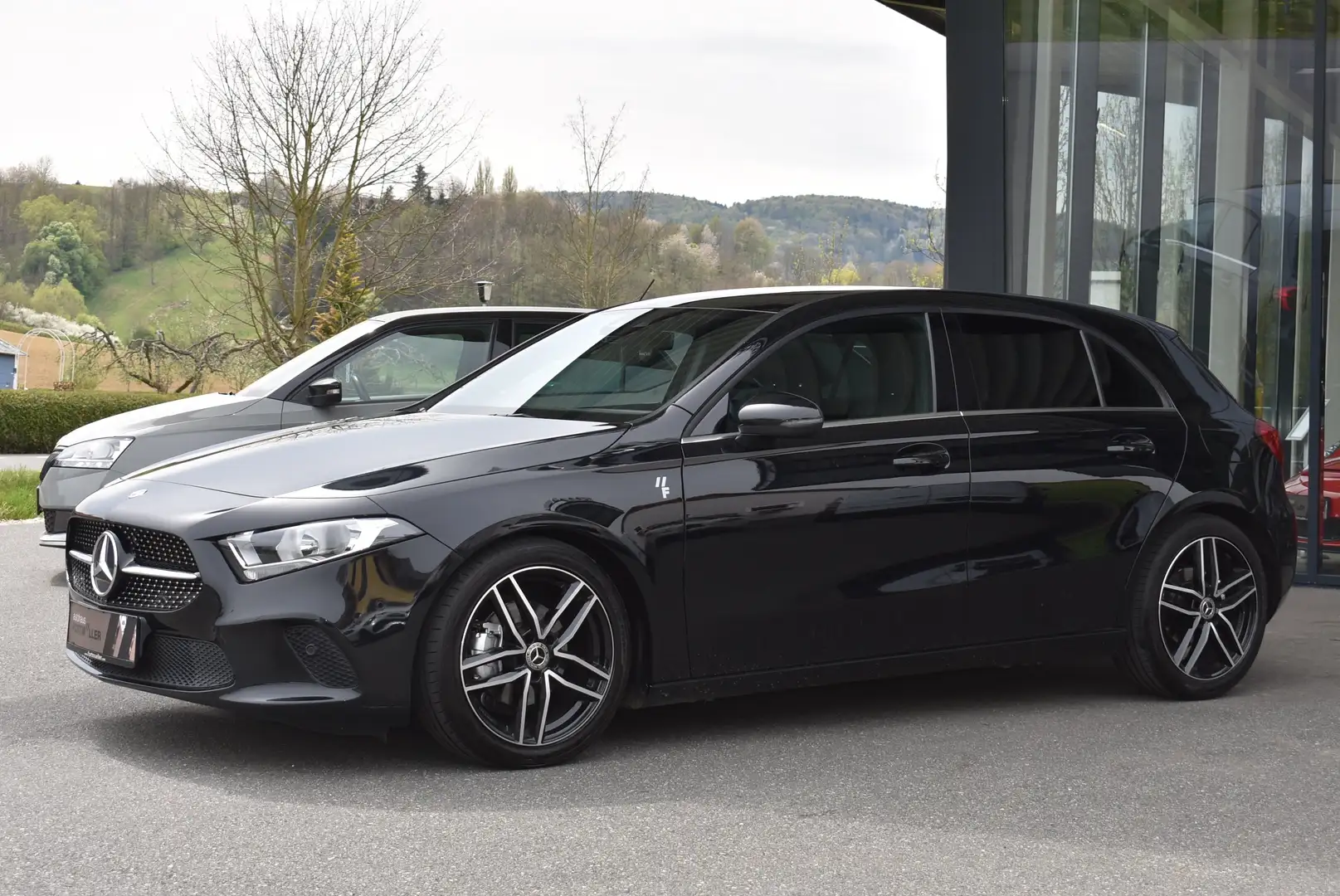 Mercedes-Benz A 180 A 180 d Aut. Schwarz - 1