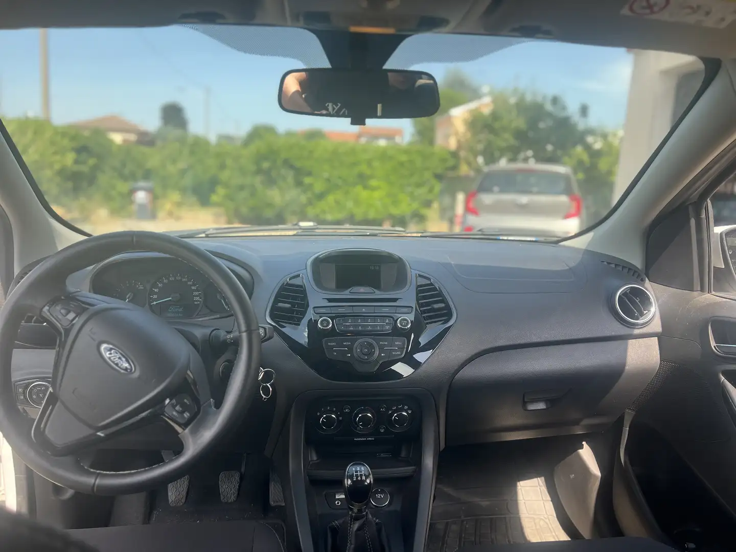 Ford Ka/Ka+ Ka + 1.2 Ultimate 85cv - 1