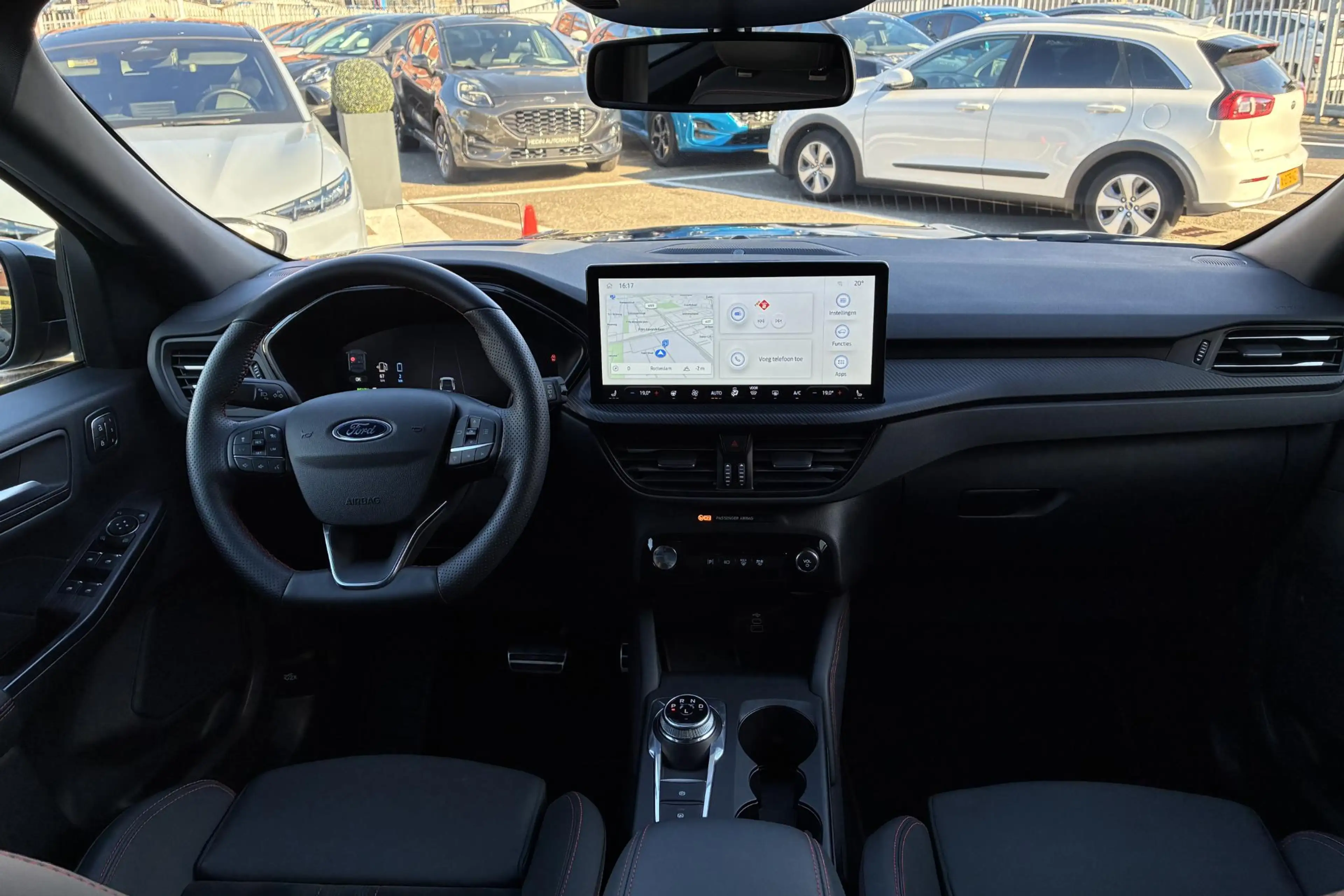 Ford Kuga 2.5 PHEV ST-Line X | Winterpack | Technology Pack — photo 3