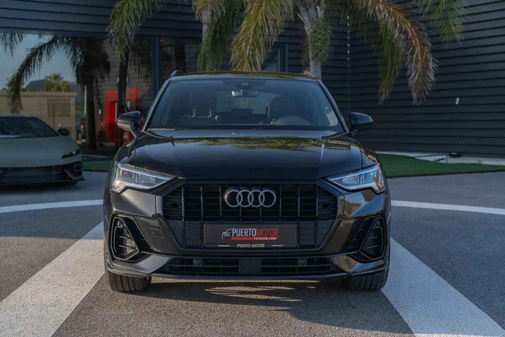 Audi Q3 35 TDI S line S tronic 110kW Negro - 2