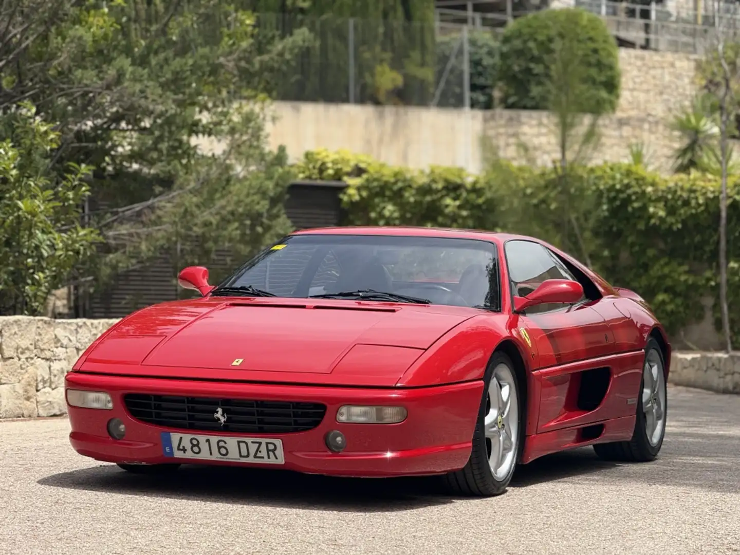 Ferrari F355 Berlinetta Rot - 2
