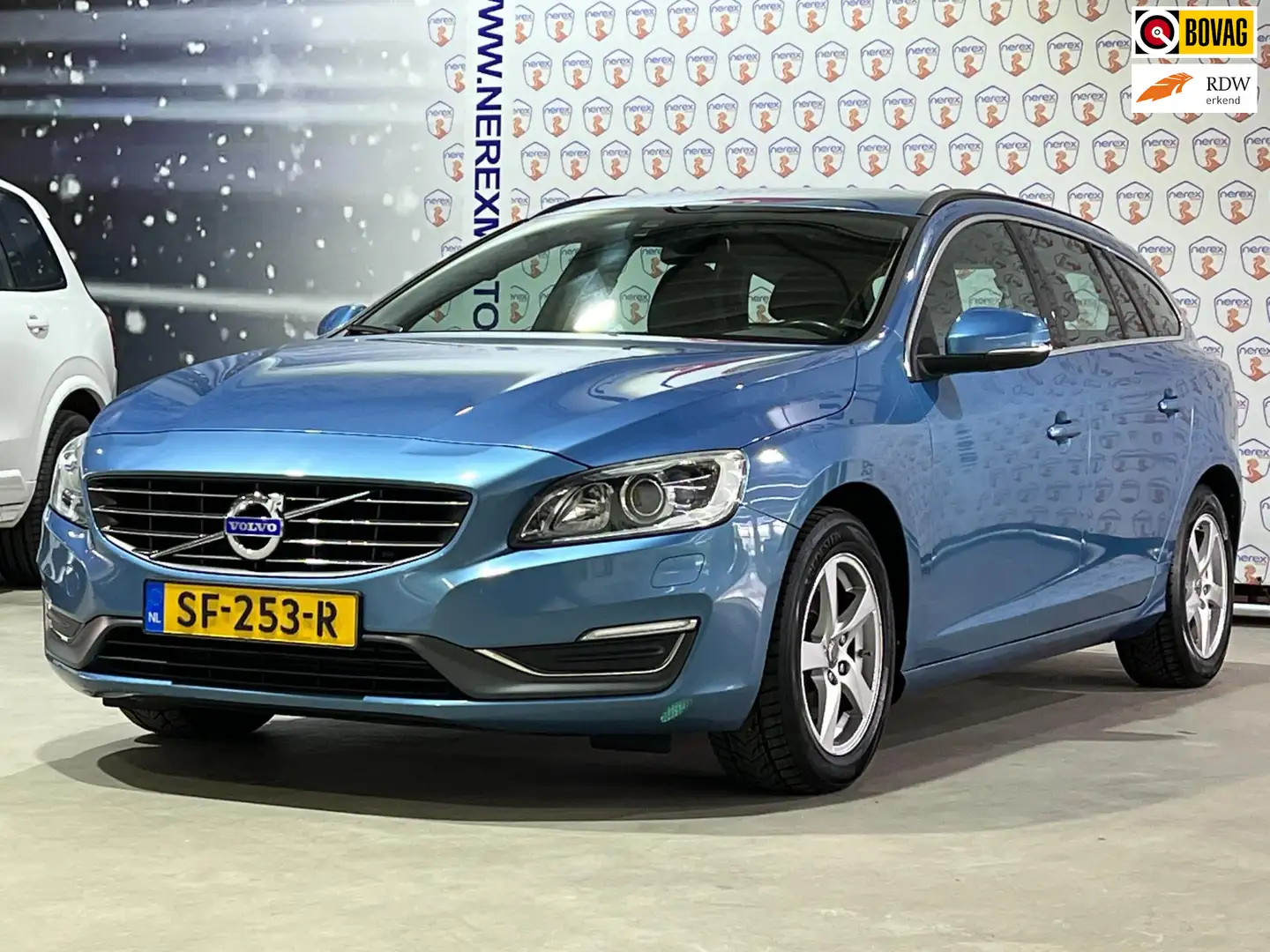 Volvo V60 2.0 T5 Bi-Fuel/TREKHAAK/CRUISE Синій - 1