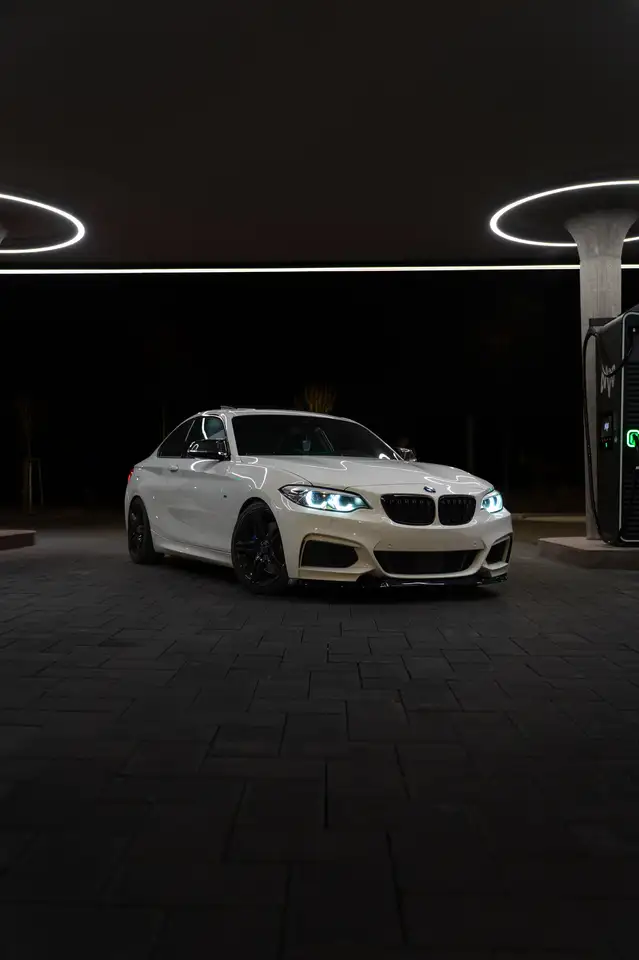 BMW 240