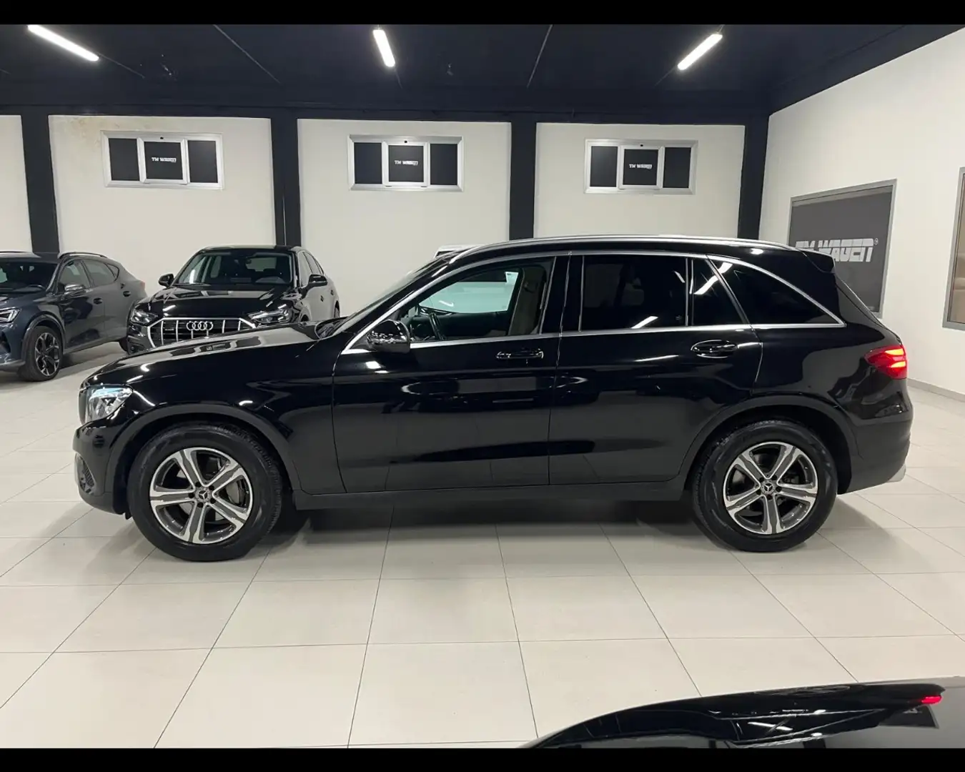 Mercedes-Benz GLC 220 d 4Matic Exclusive Negru - 2