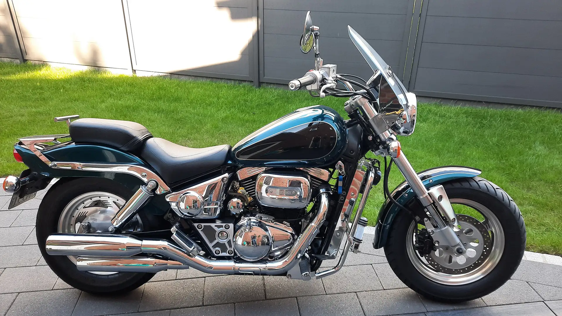 Suzuki VZ 800 Marauder 1A-Top gepflegt mit viel Zubehör Green - 1
