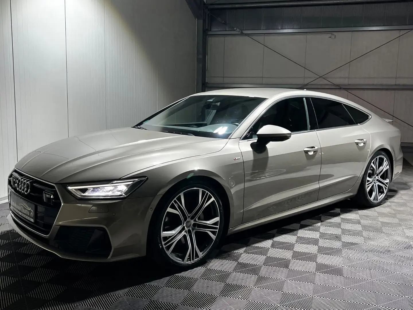 Audi A7 Sportback 50 S Line TDI quattro View, AHK Beige - 2