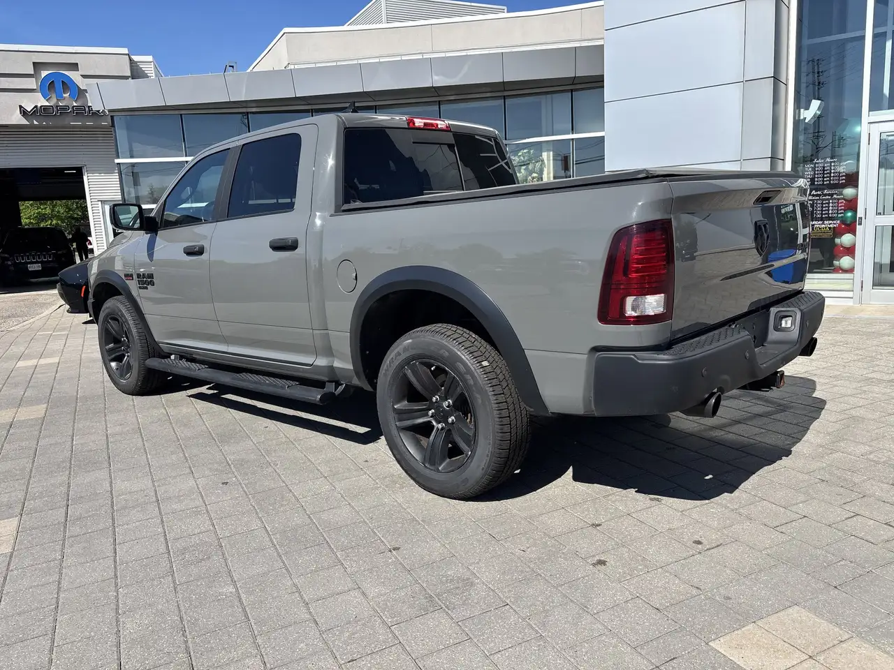 RAM 1500 снимка RAM 1500