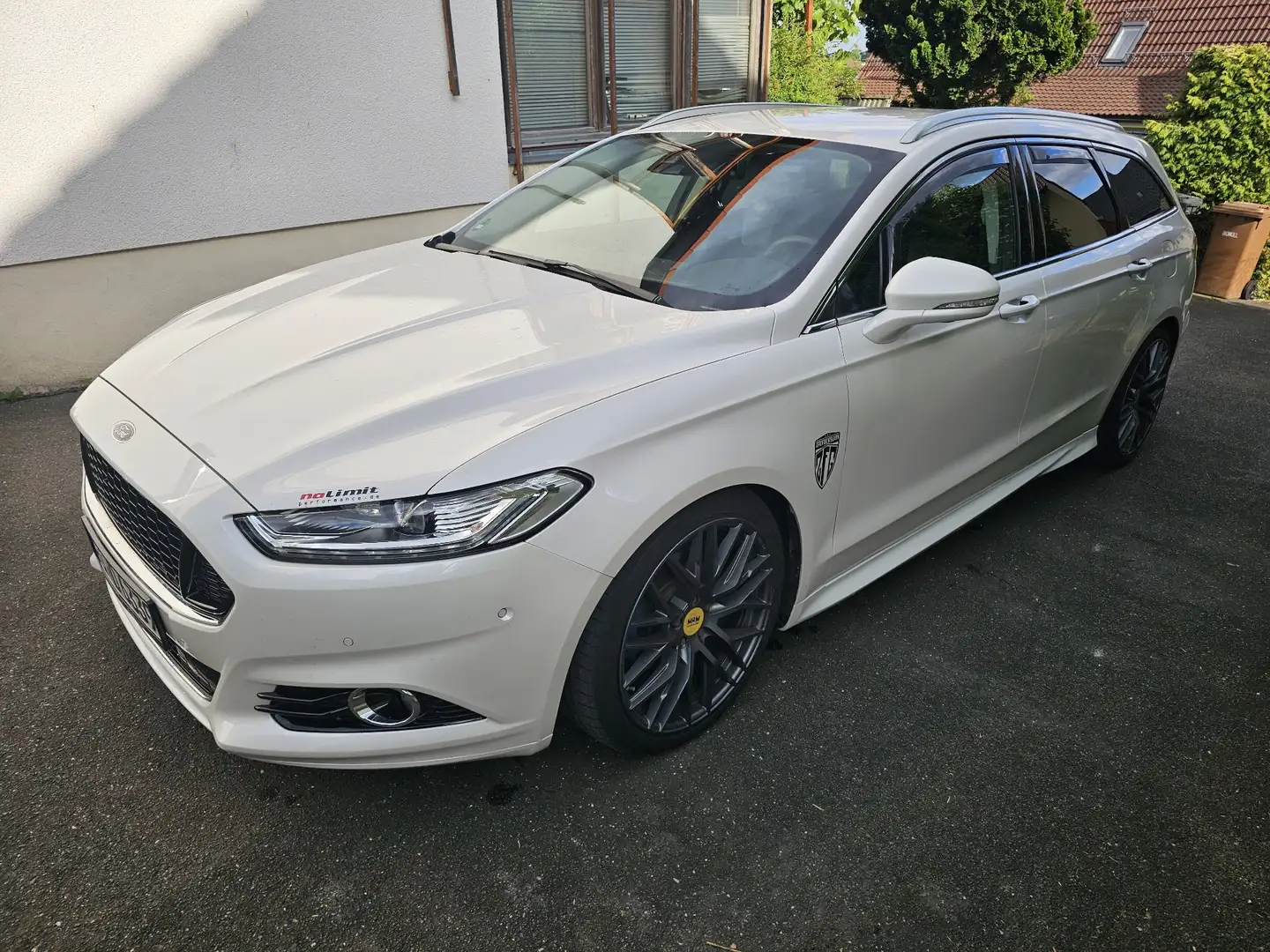 Ford Mondeo Turnier 2.0 TDCi Bi-Turbo PowerShift-Aut. Titanium - 1