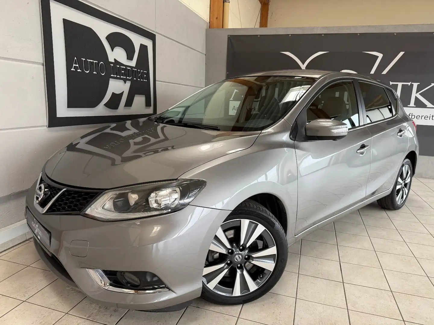 Nissan Pulsar 1.6 Turbo N-Connecta/360-Kamera/Sithz./ Grau - 1