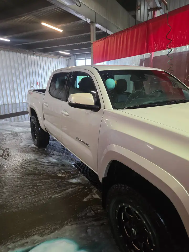 Toyota Tacoma photo Toyota Tacoma
