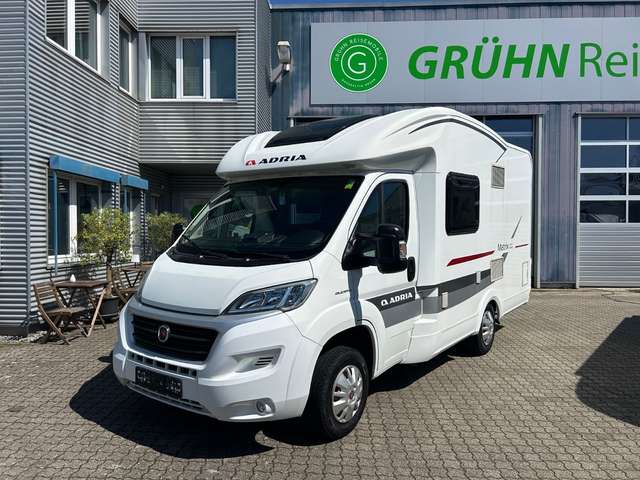 Adria Matrix Axess M 590 SG