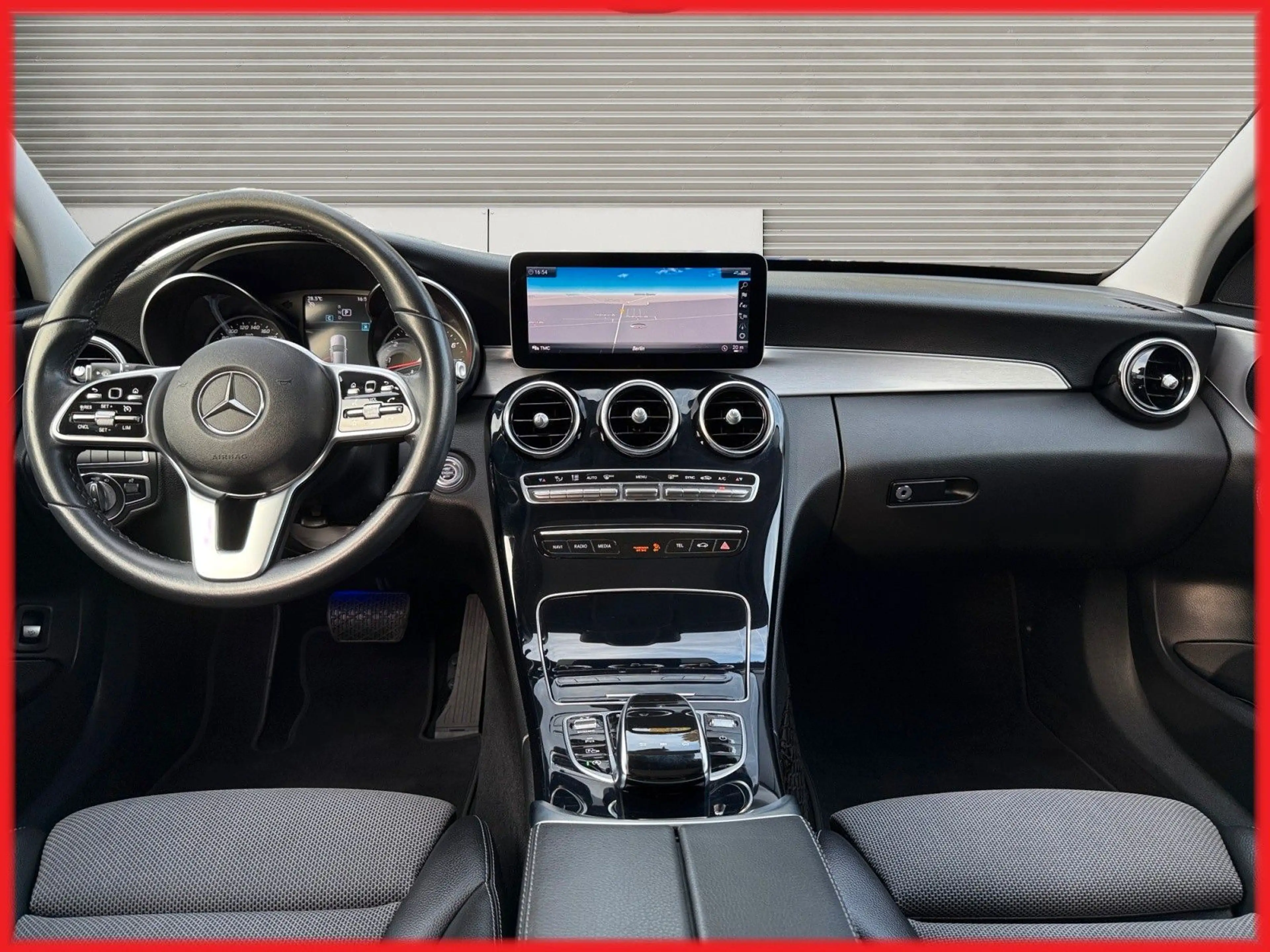 Mercedes-Benz C 400 T 4Matic 9G Multibeam Panorama RFK abn.AHK — photo 10