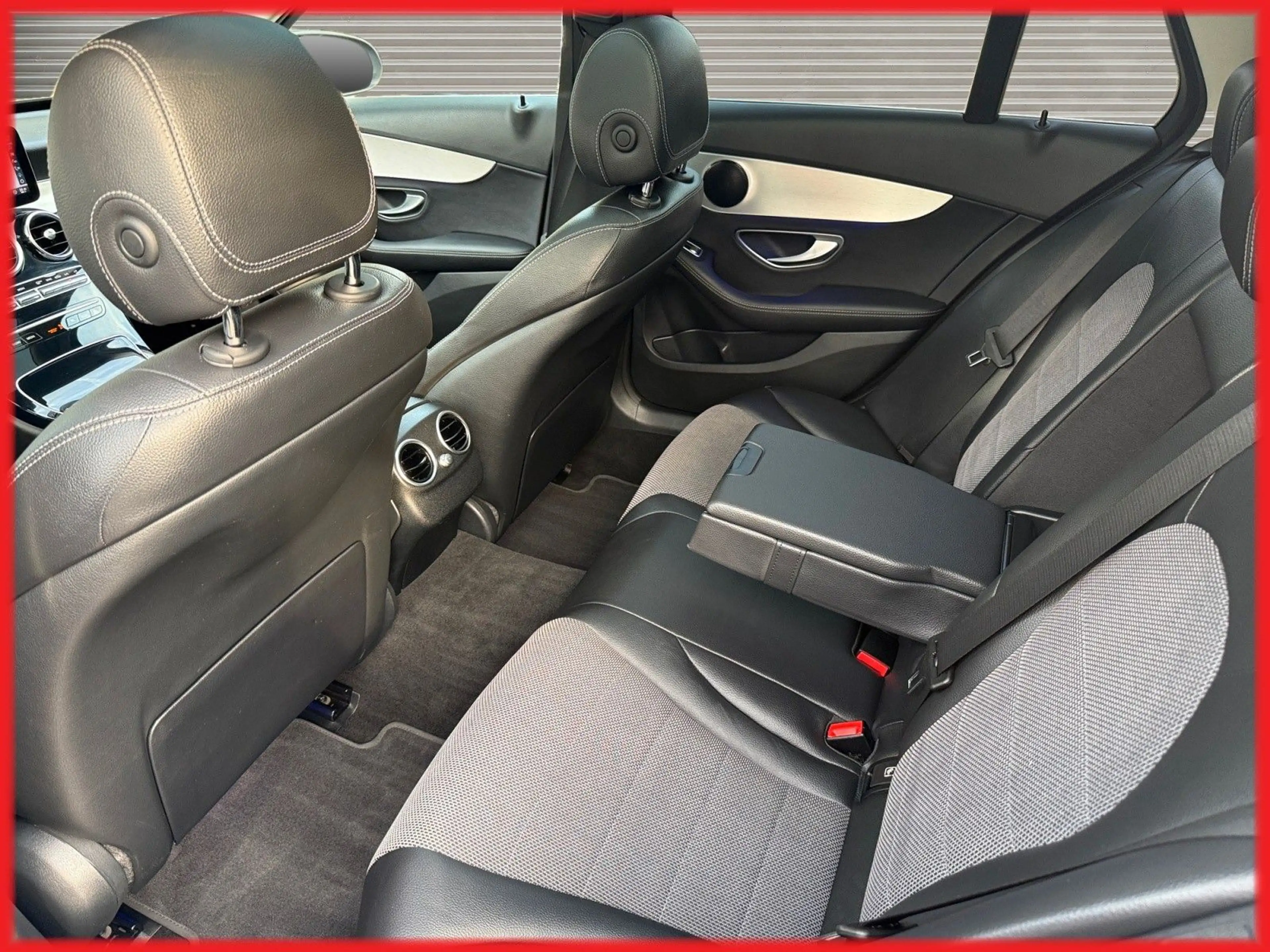 Mercedes-Benz C 400 T 4Matic 9G Multibeam Panorama RFK abn.AHK — photo 12