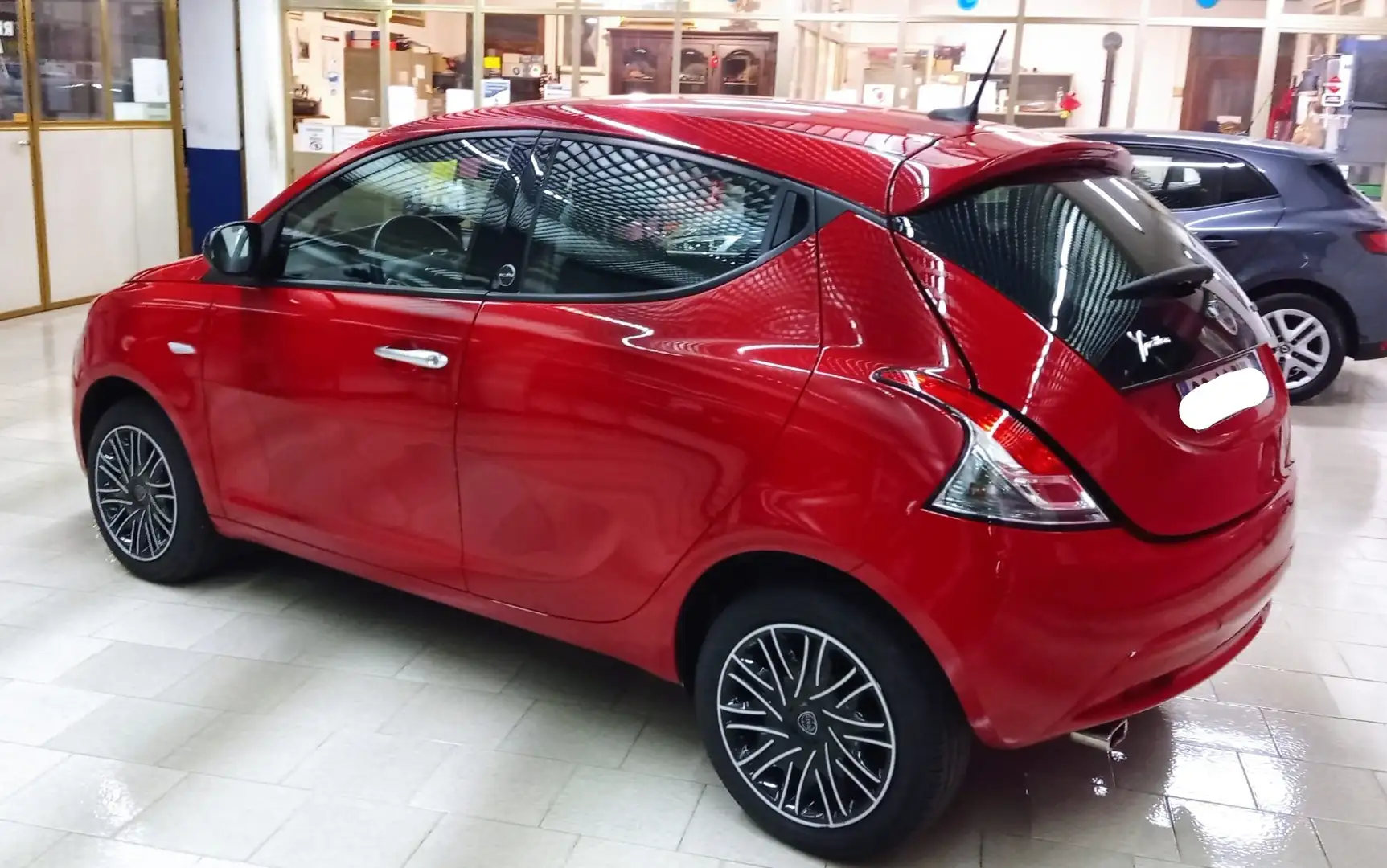 Lancia Ypsilon Ypsilon 1.0 firefly hybrid Gold s Rosso - 2