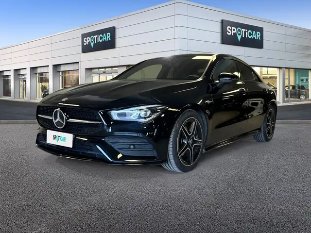 Mercedes-Benz CLA 200 Coupé C200 d Premium