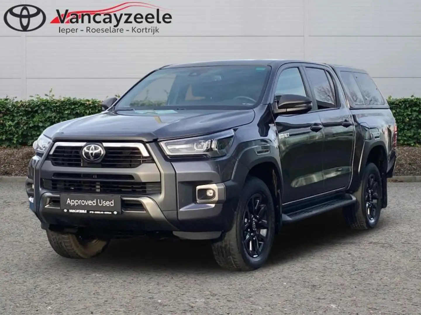 Toyota Hilux Invincible 40496 + BTW Gris - 1
