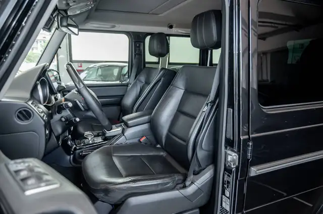 Mercedes-Benz G 500 view 7