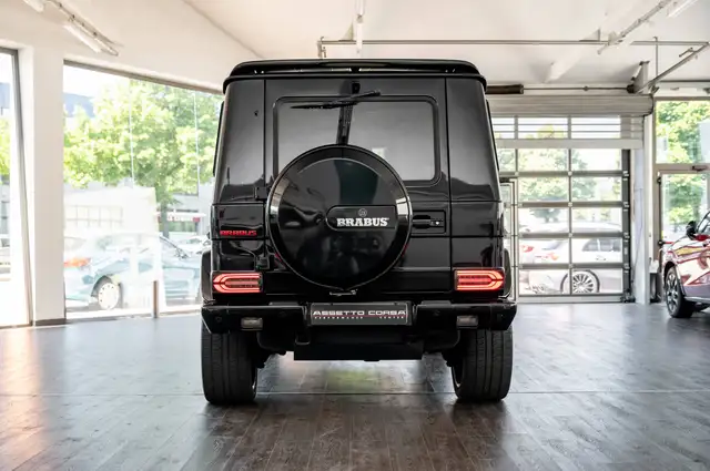 Mercedes-Benz G 500 view 5