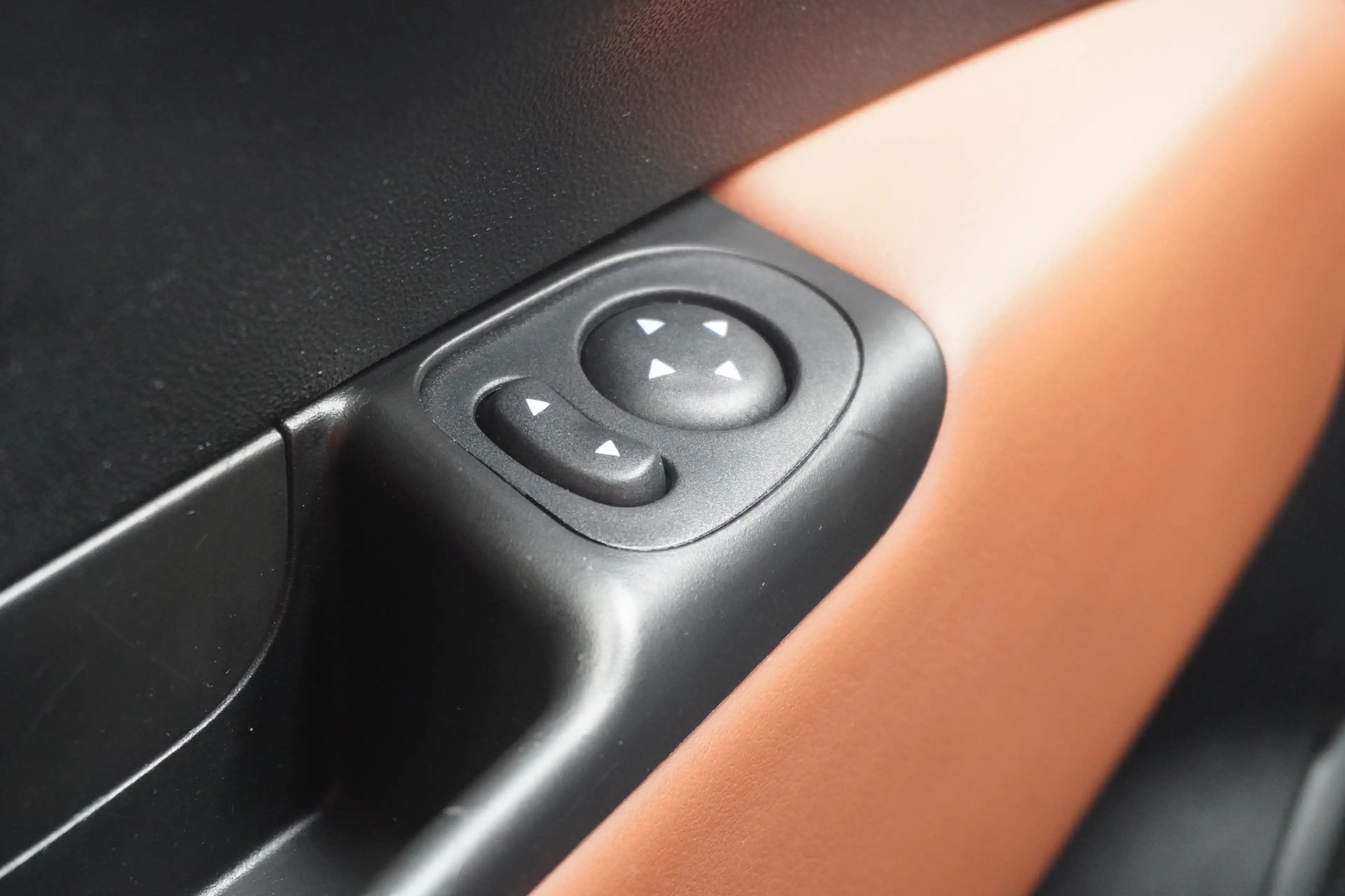 Abarth 595 1.4 Turismo Navi Sportsitze DAB Leder PDC — photo 19