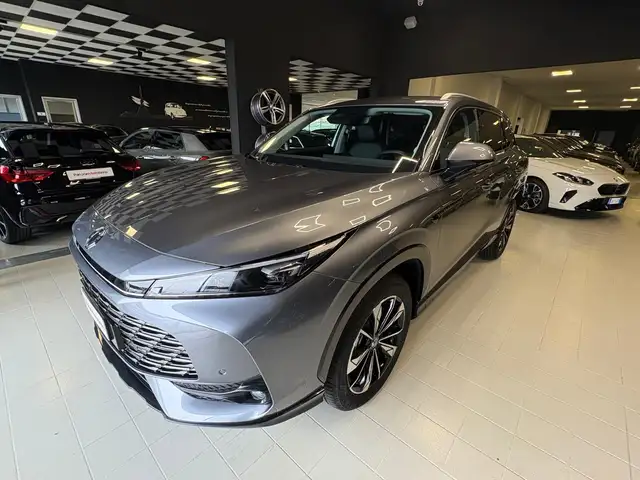 MG HS HS 1.5 Luxury auto