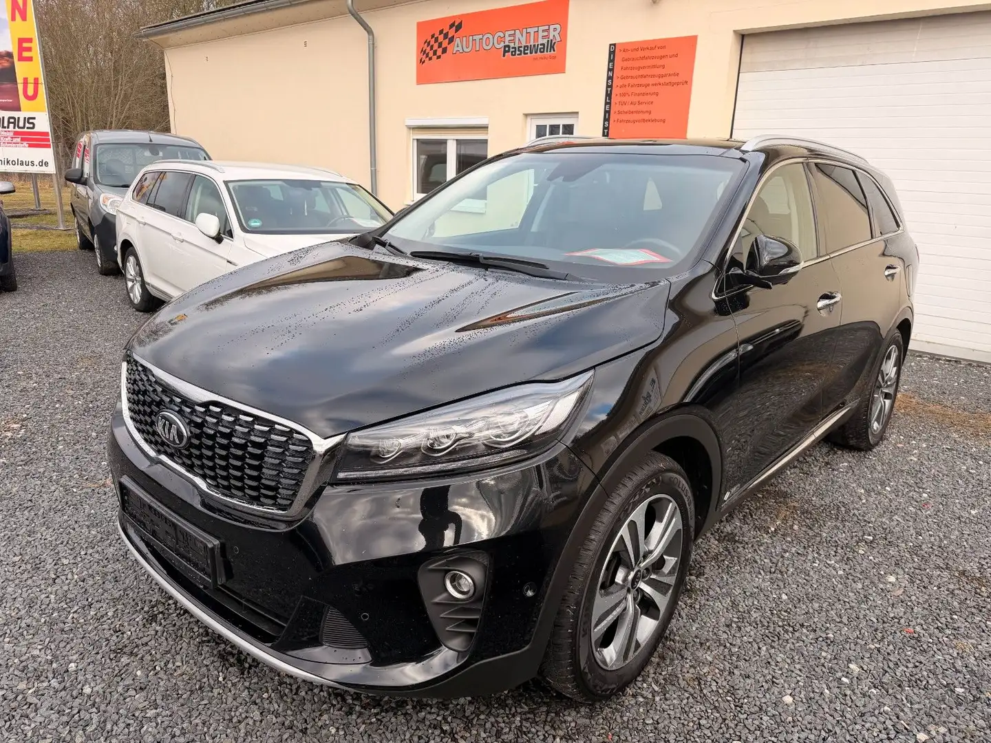 Kia Sorento Platinum Edition 4WD 7-Sitzer Schwarz - 1