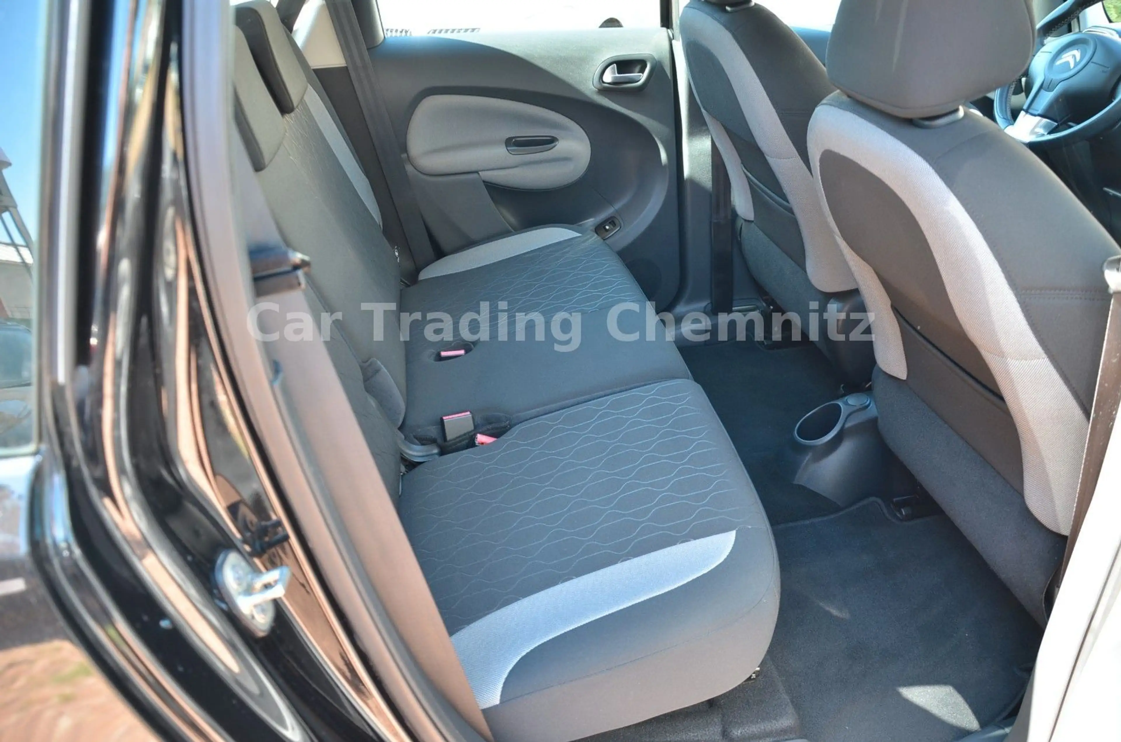 Citroen C3 Picasso 1.6 Klimaautomatik 1. Hand Tüv neu — photo 13