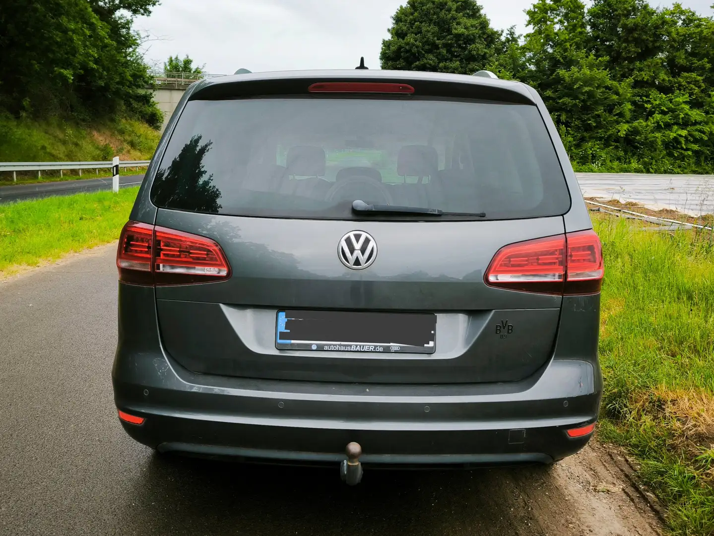 Volkswagen Sharan Sharan 2.0 TDI 4MOTION Comfortline Grau - 2