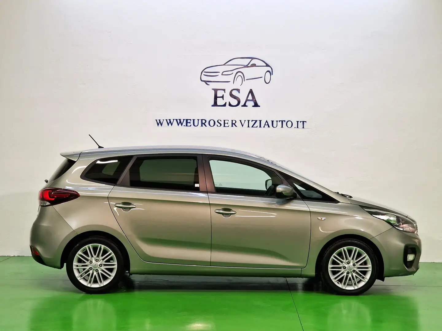 Kia Carens 7 POSTI Carens 1.7 CRDi Class Grau - 2
