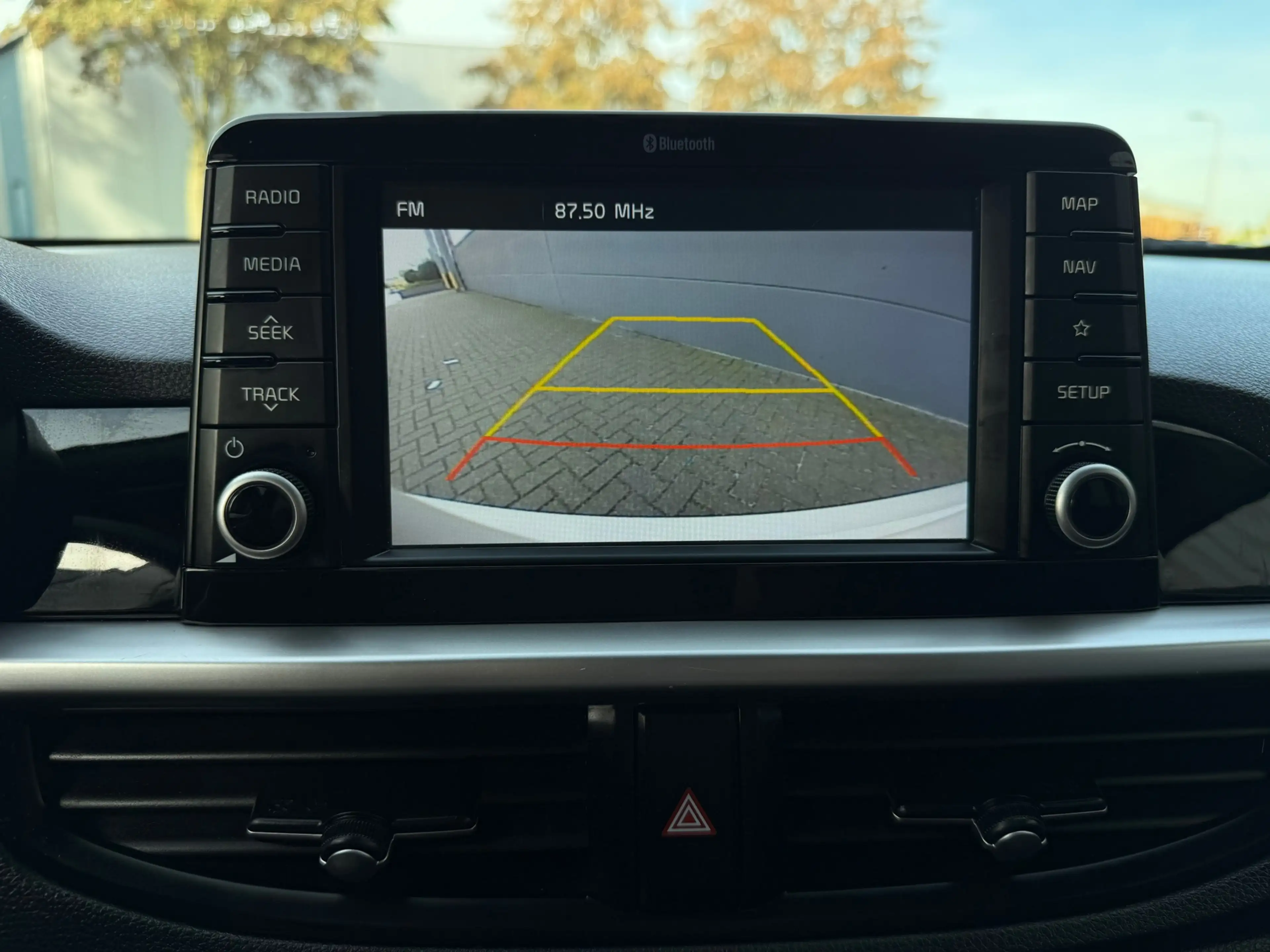 Kia Picanto 1.0 CVVT ComfortPlusLine*APK*NAP*NAVI*CAMERA*ELKT- — photo 15