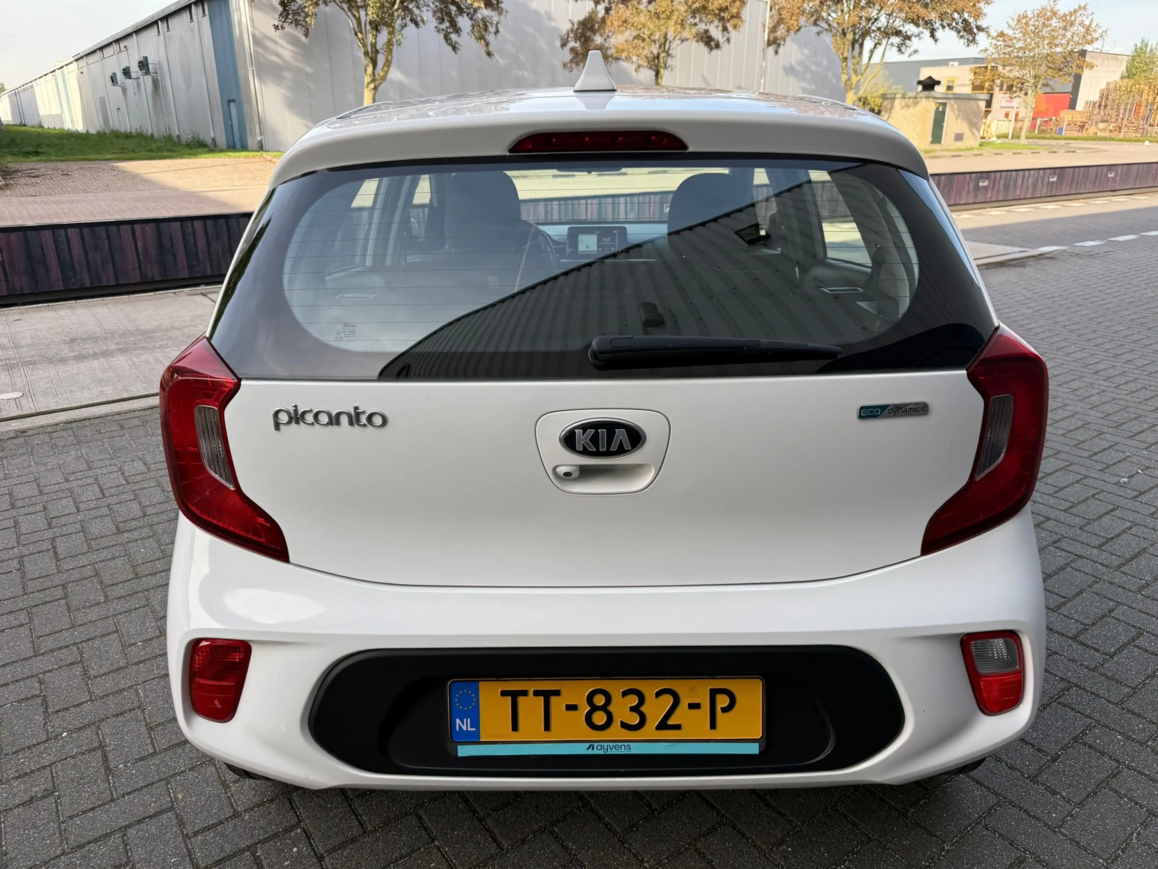 Kia Picanto 1.0 CVVT ComfortPlusLine*APK*NAP*NAVI*CAMERA*ELKT- — photo 6