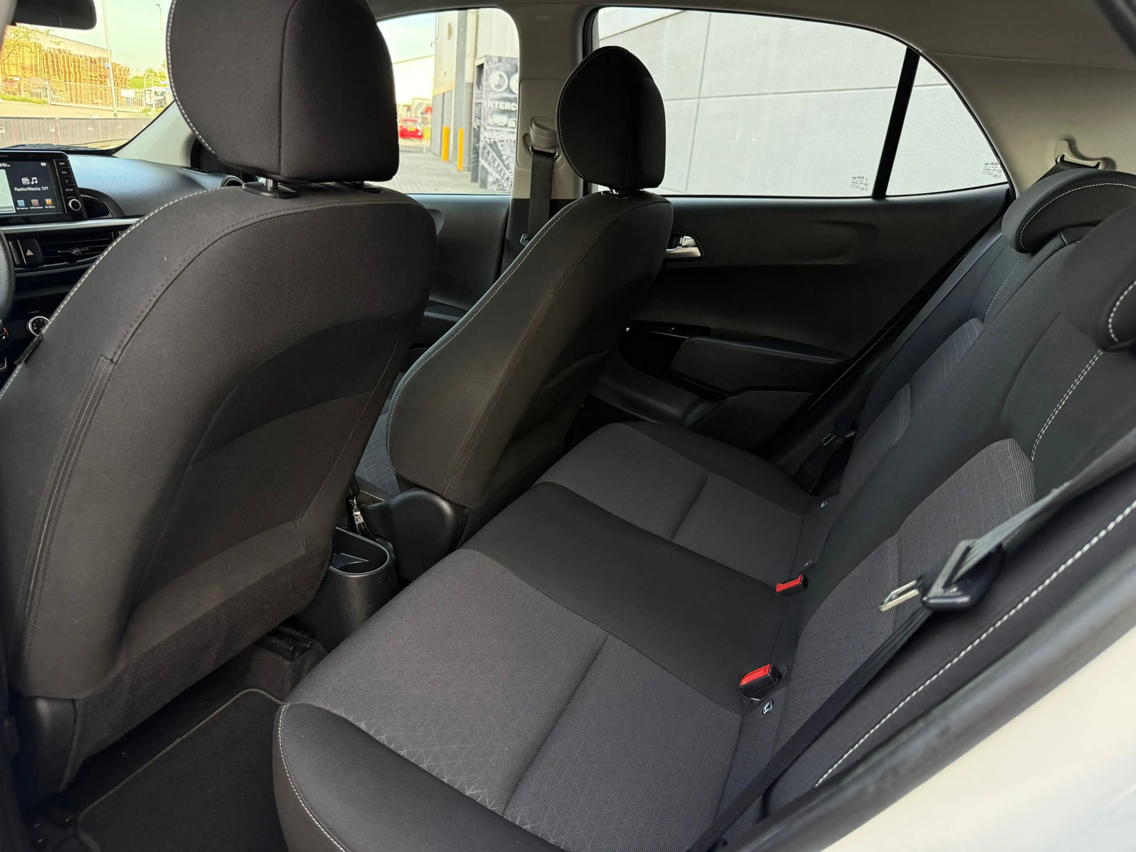 Kia Picanto 1.0 CVVT ComfortPlusLine*APK*NAP*NAVI*CAMERA*ELKT- — photo 9