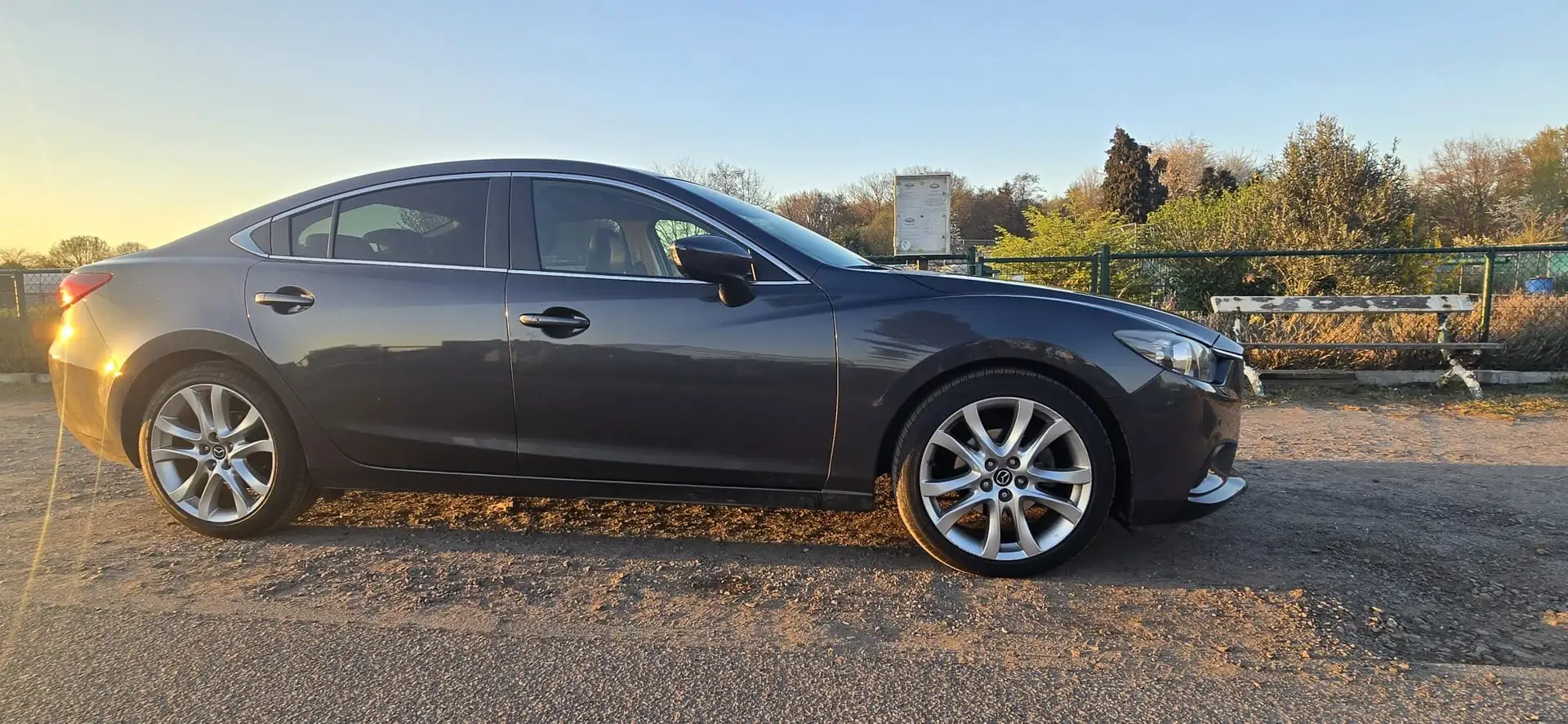 Mazda 6 6++2.2+SKYACTIV-D+Aut.+Sports-Line Grijs - 1